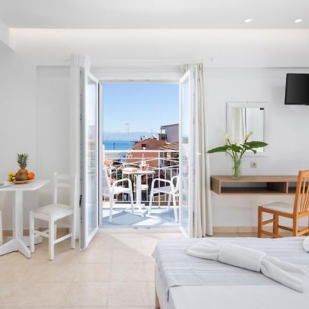 Bella Vista Beach Hotel ベニテス エクステリア 写真