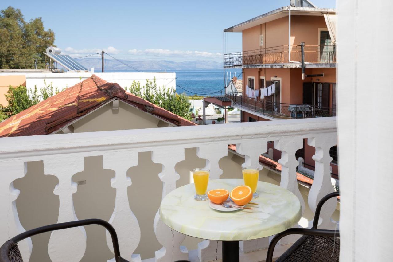Bella Vista Beach Hotel ベニテス エクステリア 写真