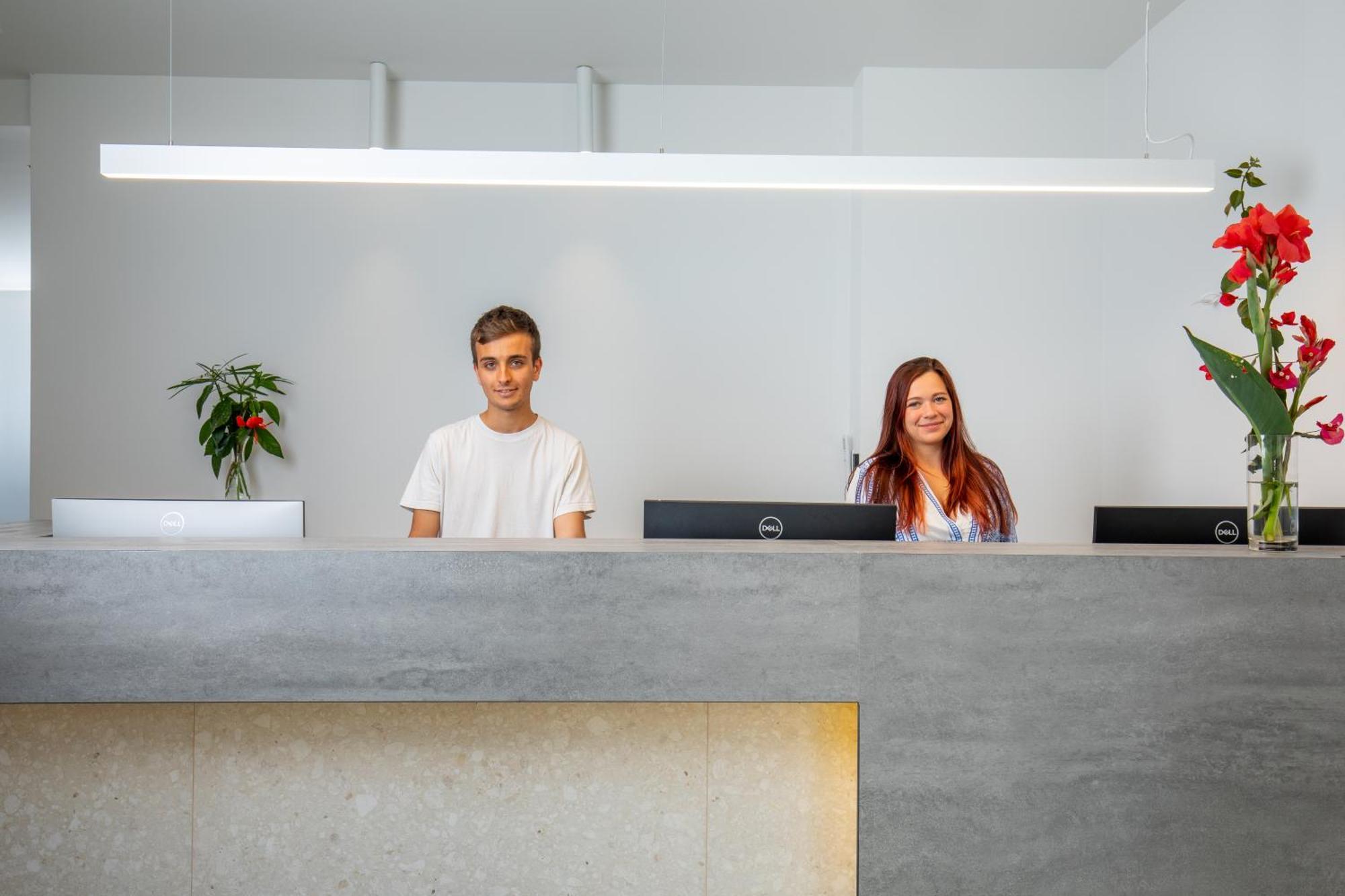Bella Vista Beach Hotel ベニテス エクステリア 写真